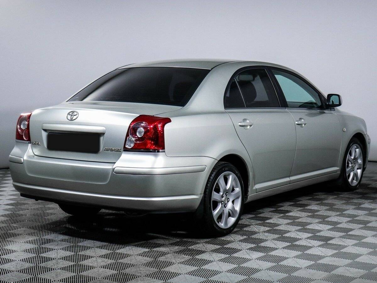 Toyota Avensis с пробегом — 2005 год. Фото: #3