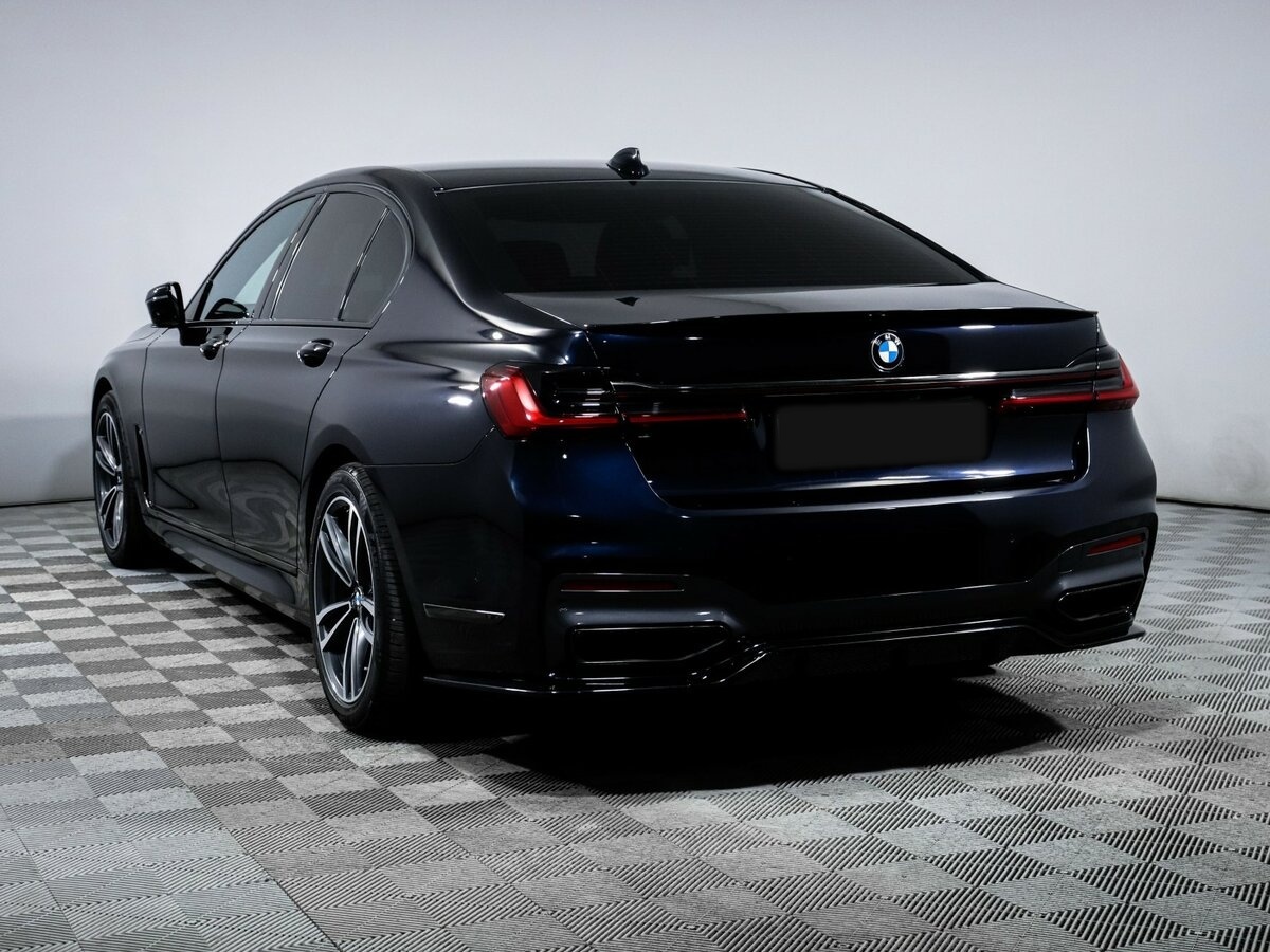 BMW 7 серии с пробегом — 2021 год. Фото: #6