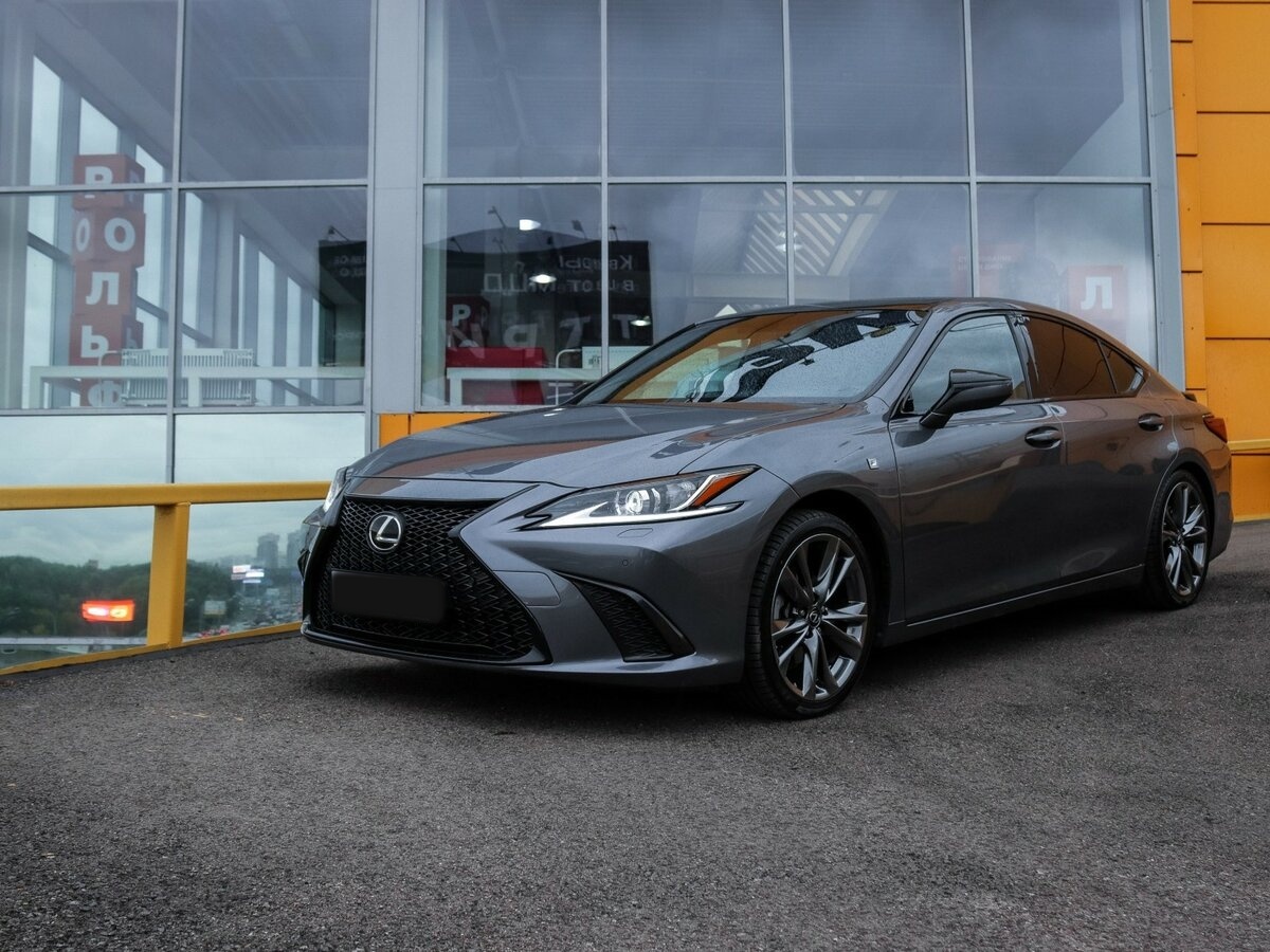 Lexus ES с пробегом — 2020 год. Фото: #23
