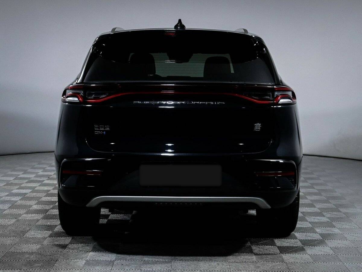 BYD Tang с пробегом — 2023 год. Фото: #5