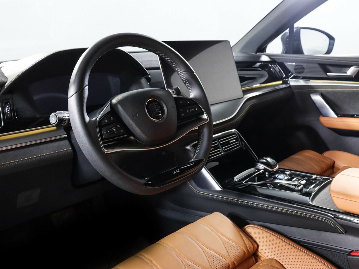 BYD Tang с пробегом — 2023 год. Фото: #13