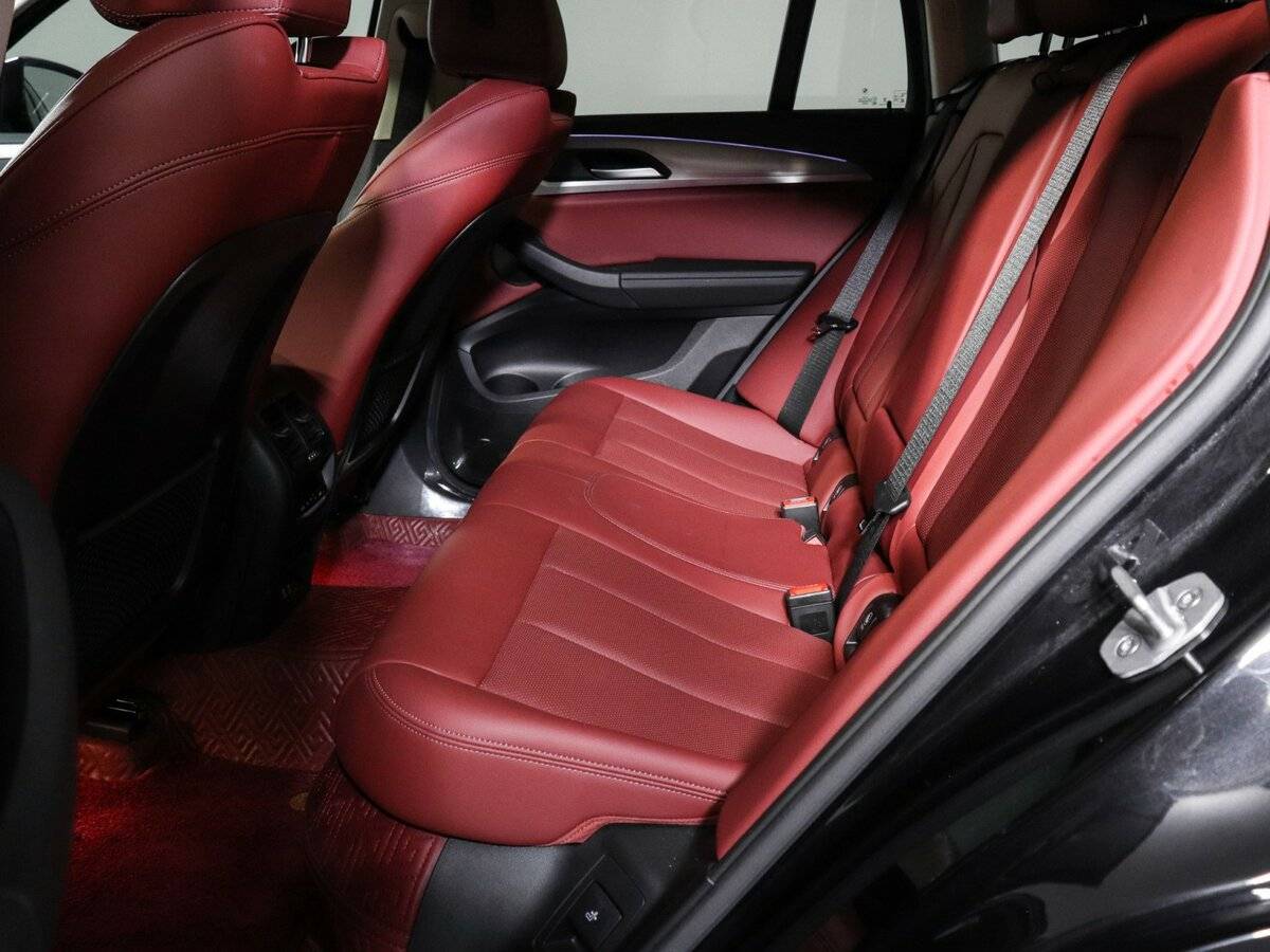 BMW X4 с пробегом — 2023 год. Фото: #9