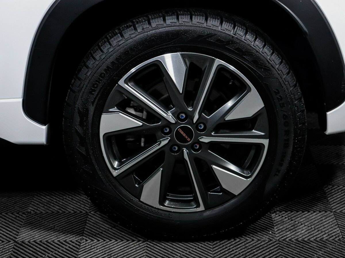 EXEED LX с пробегом — 2023 год. Фото: #14