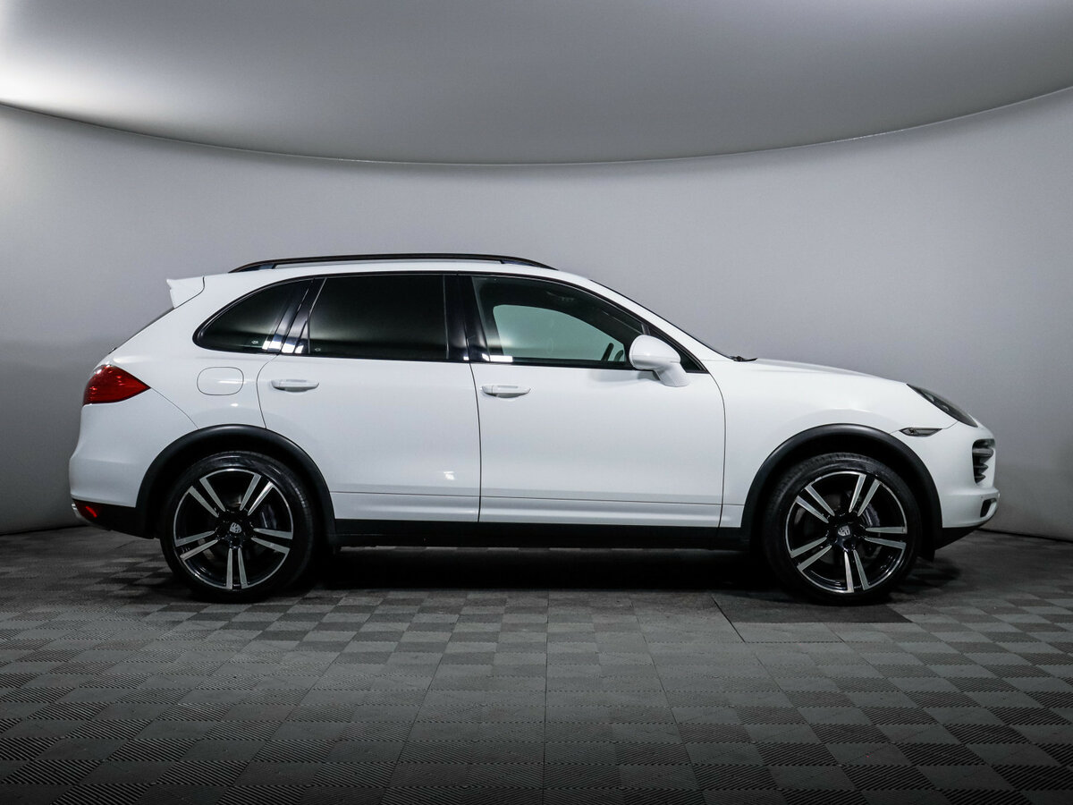 Porsche Cayenne с пробегом — 2013 год. Фото: #3