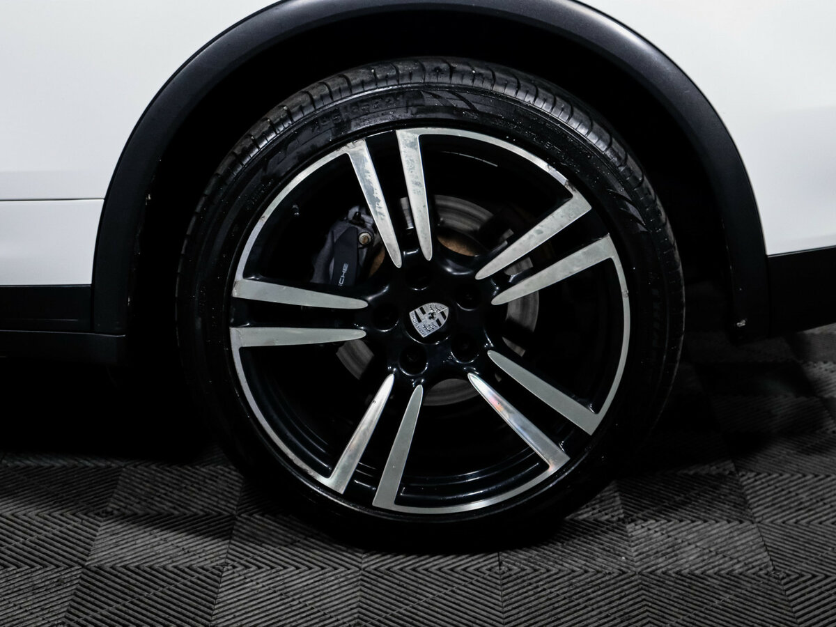 Porsche Cayenne с пробегом — 2013 год. Фото: #13