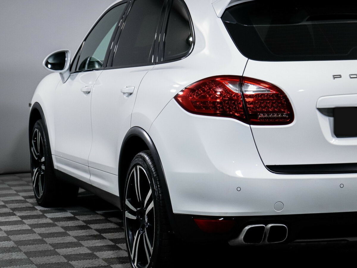 Porsche Cayenne с пробегом — 2013 год. Фото: #17