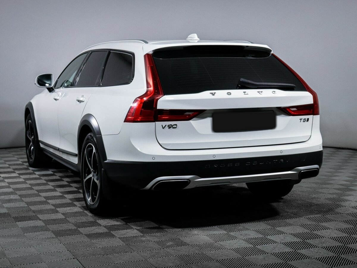 Volvo V90 Cross Country с пробегом — 2019 год. Фото: #6