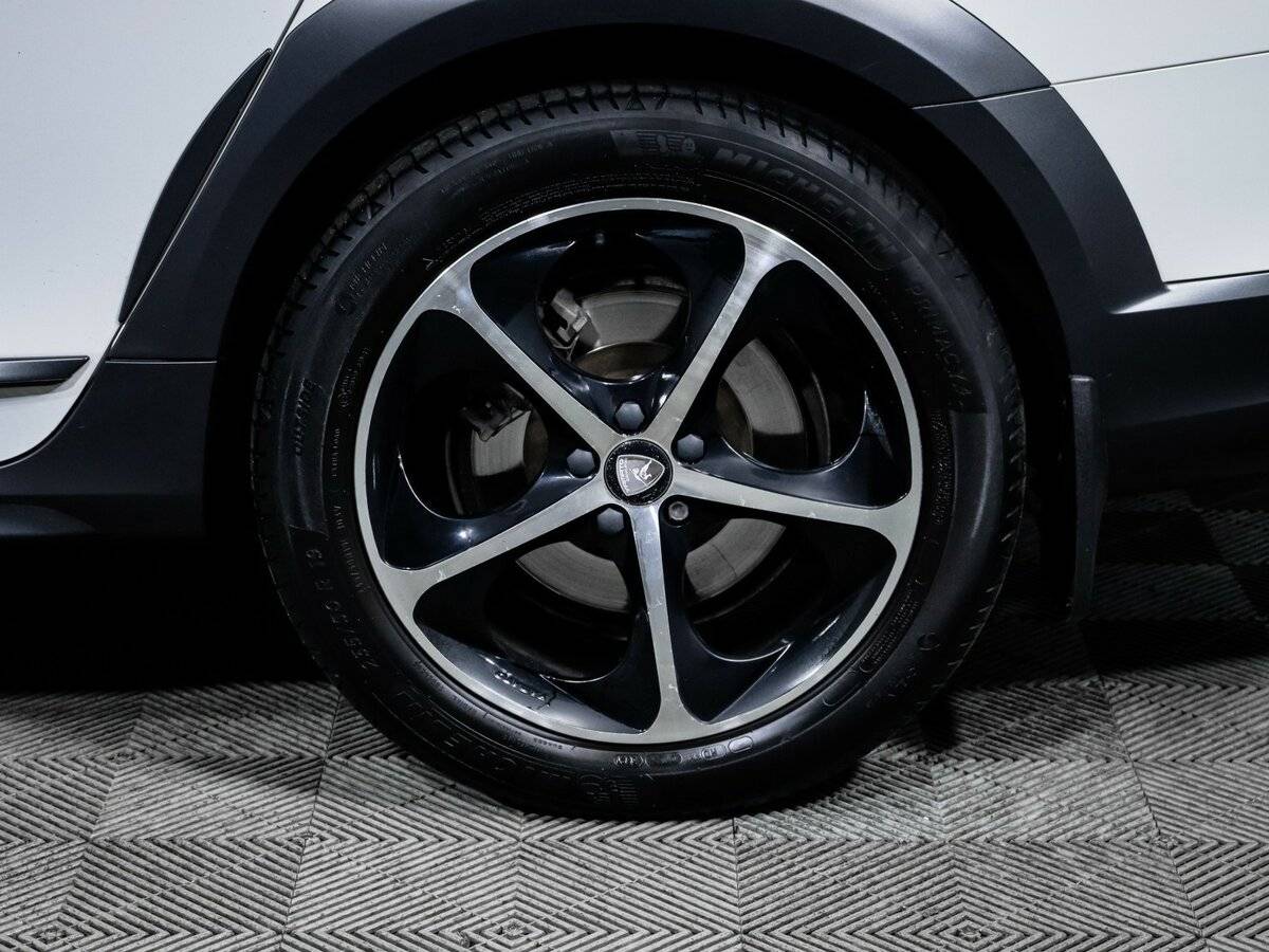 Volvo V90 Cross Country с пробегом — 2019 год. Фото: #13