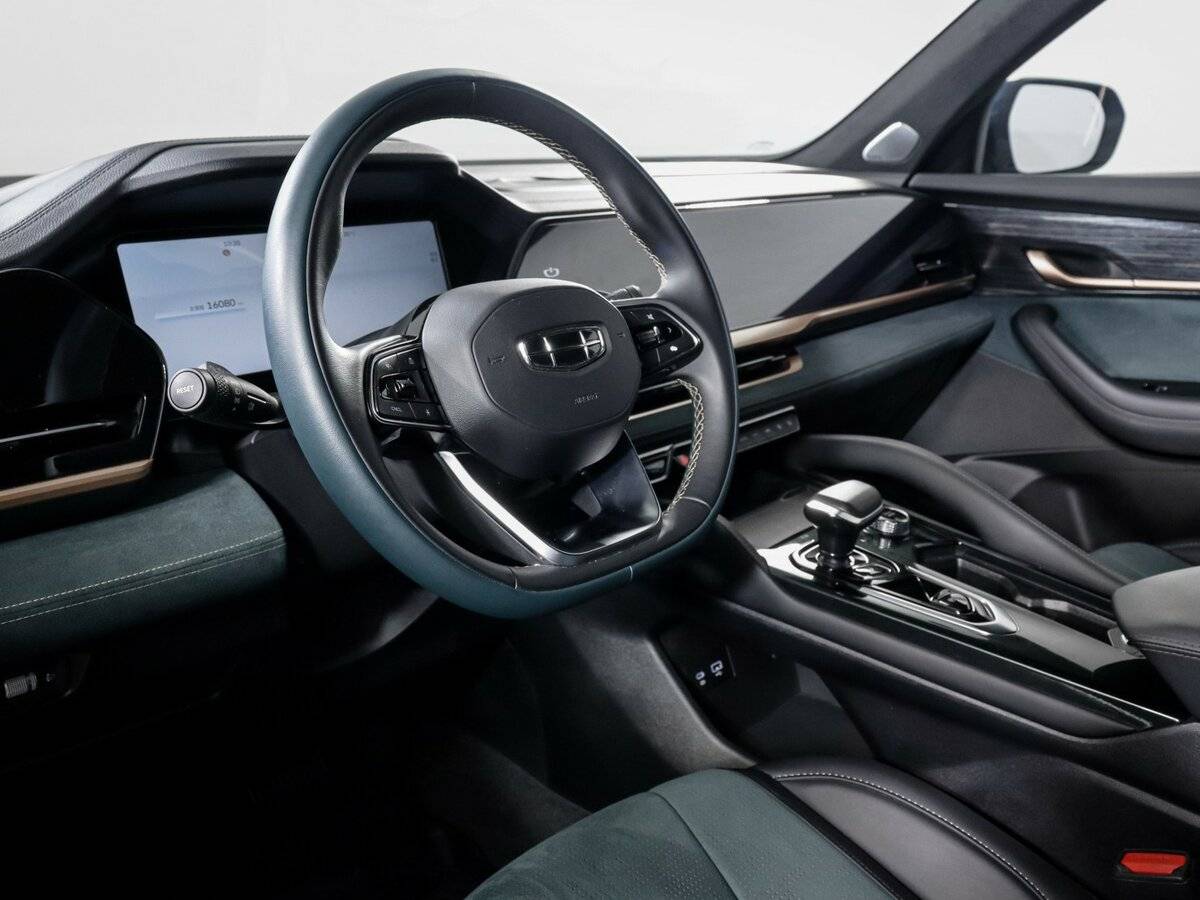 Geely Monjaro с пробегом — 2023 год. Фото: #12