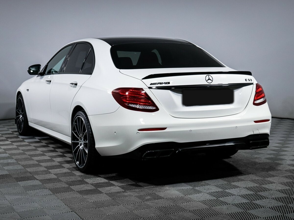 Mercedes-Benz E-Класс AMG с пробегом — 2017 год. Фото: #6