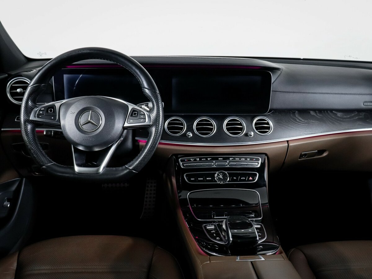 Mercedes-Benz E-Класс AMG с пробегом — 2017 год. Фото: #11