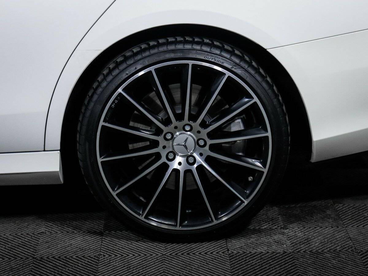 Mercedes-Benz E-Класс AMG с пробегом — 2017 год. Фото: #13