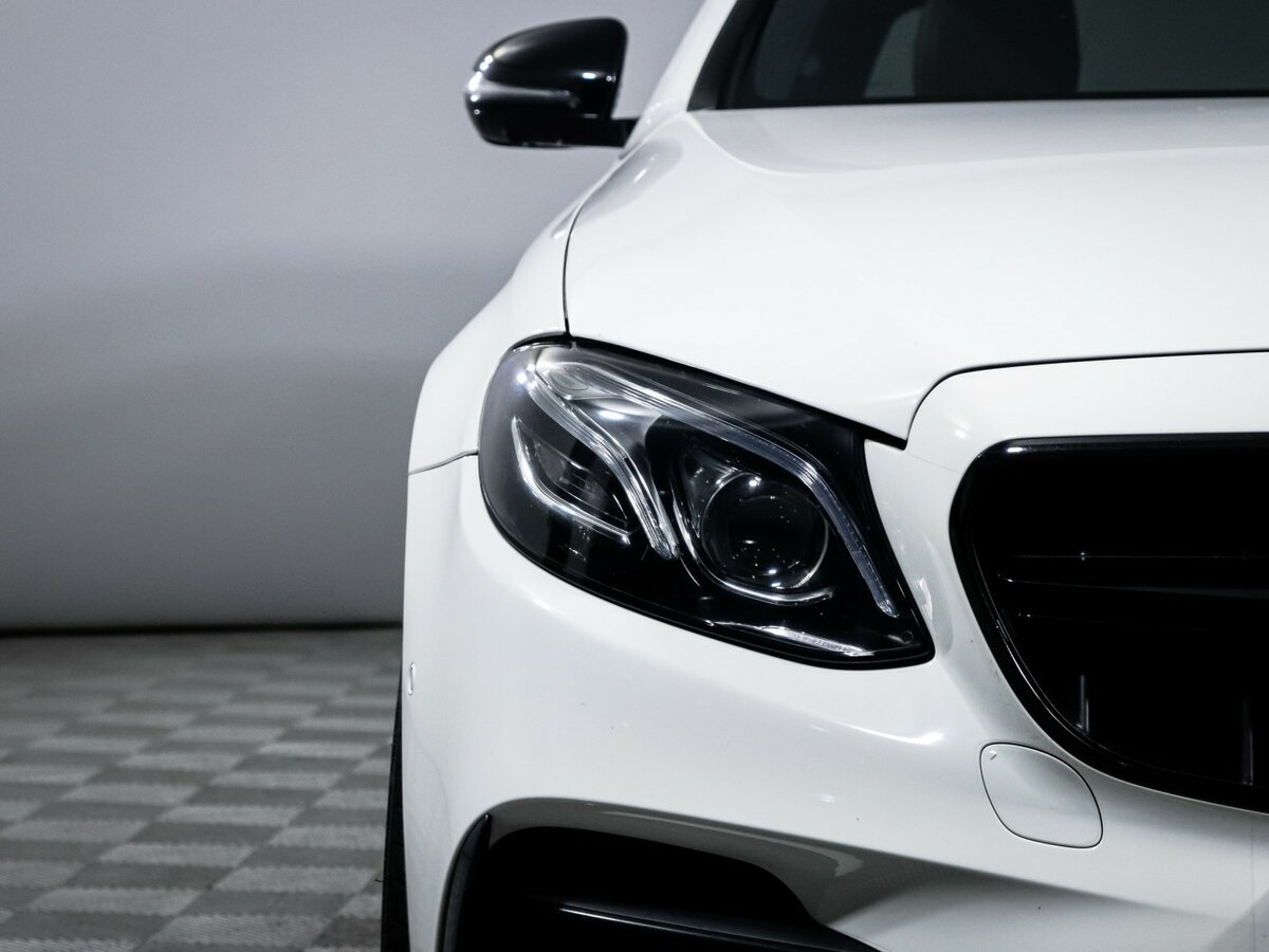 Mercedes-Benz E-Класс AMG с пробегом — 2017 год. Фото: #16