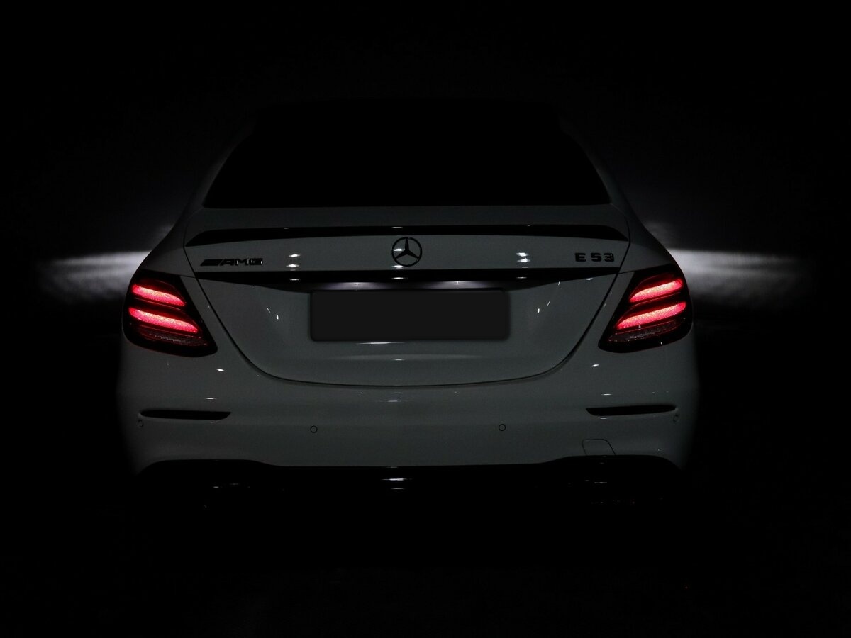 Mercedes-Benz E-Класс AMG с пробегом — 2017 год. Фото: #26