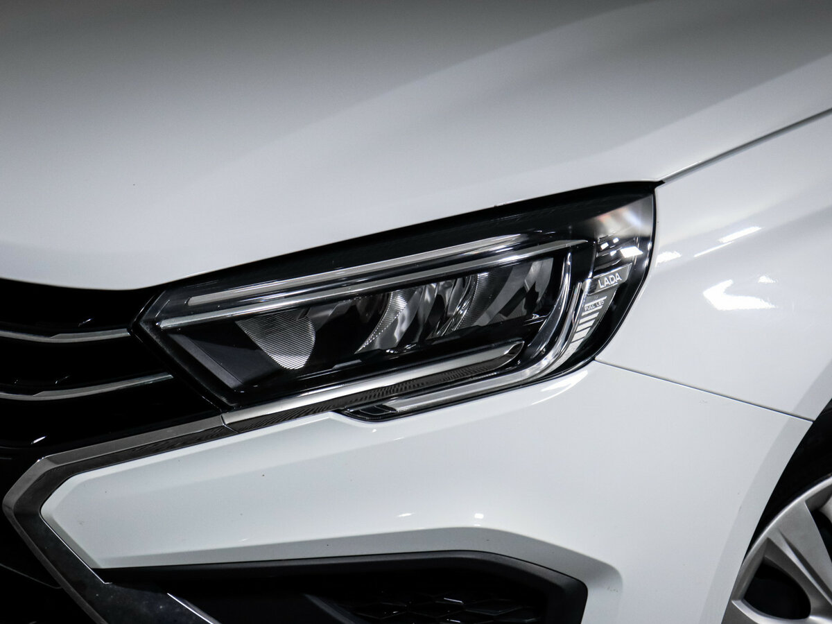 Lada (ВАЗ) Vesta с пробегом — 2023 год. Фото: #12