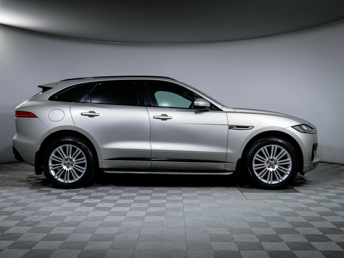 Jaguar F-Pace с пробегом — 2016 год. Фото: #3