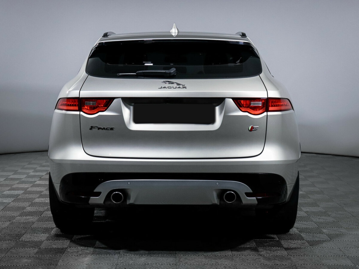 Jaguar F-Pace с пробегом — 2016 год. Фото: #5