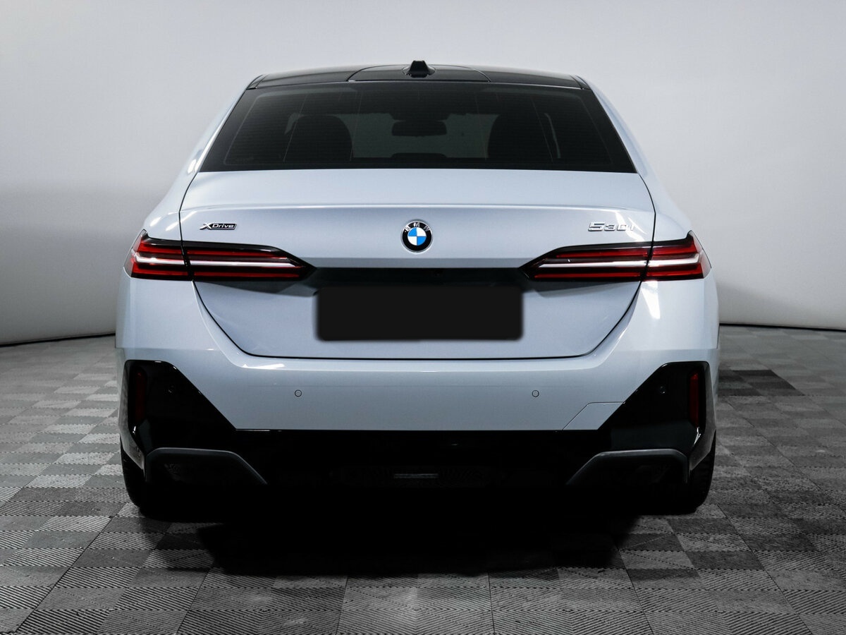 BMW 5 серии с пробегом — 2023 год. Фото: #5