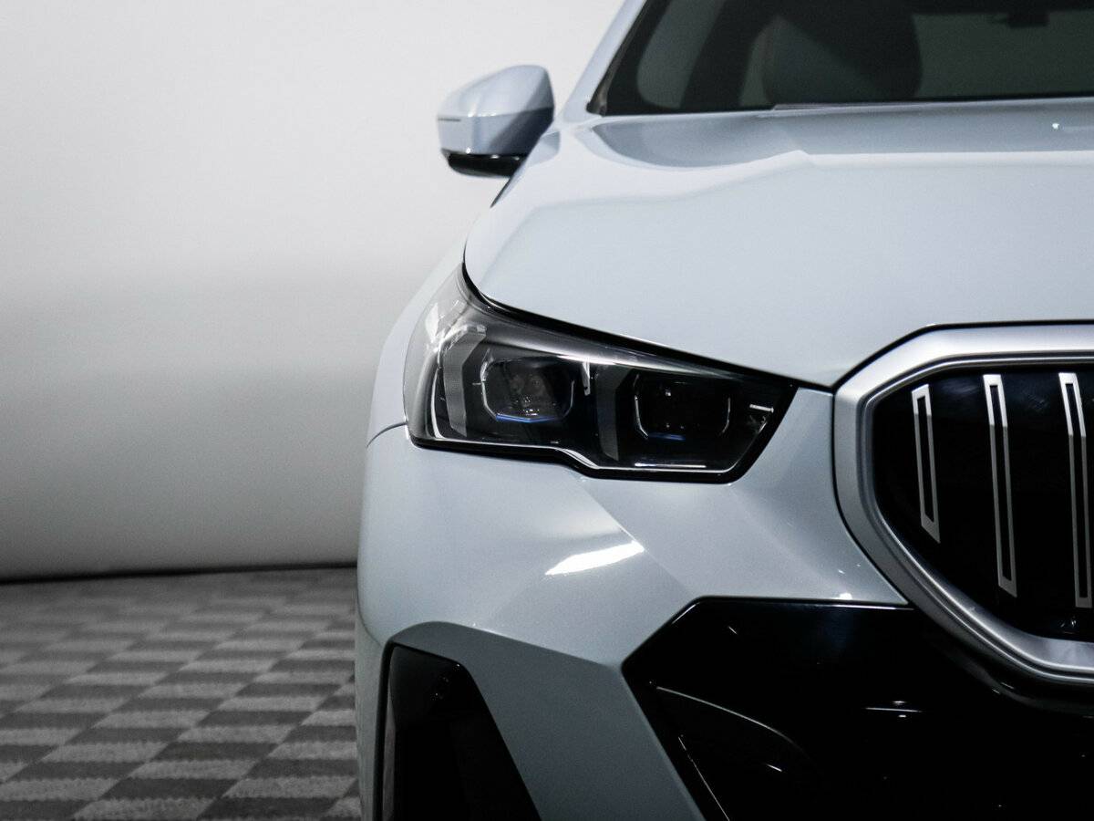 BMW 5 серии с пробегом — 2023 год. Фото: #17