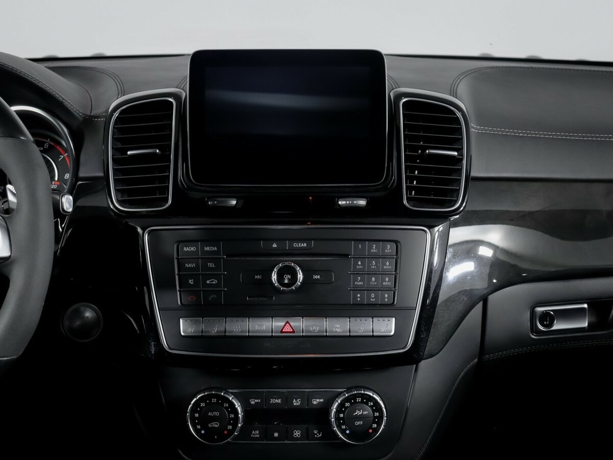 Mercedes-Benz GLS AMG с пробегом — 2016 год. Фото: #12