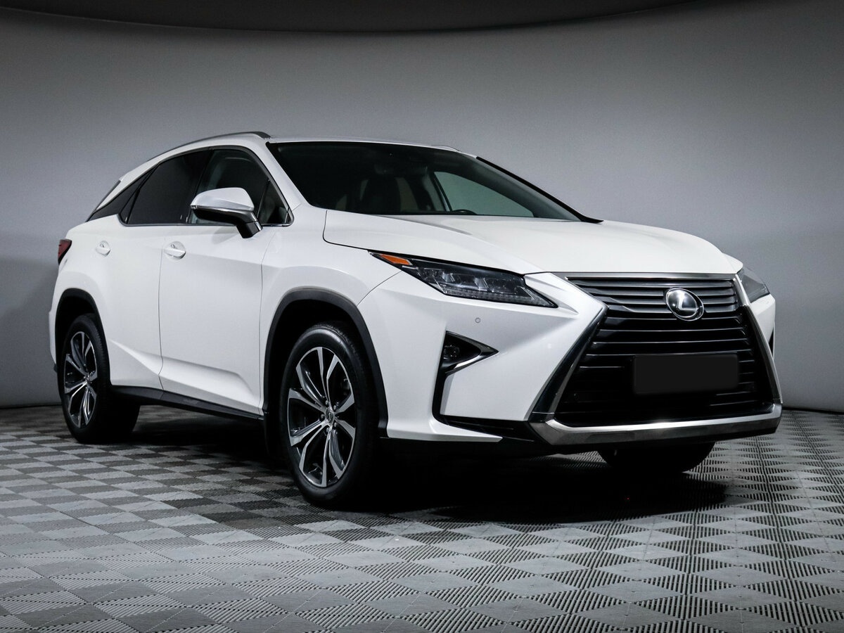 Lexus RX с пробегом — 2016 год. Фото: #2