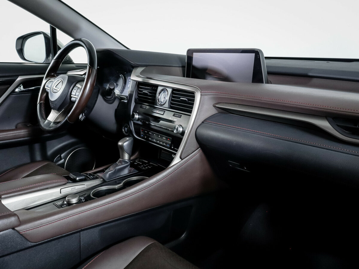 Lexus RX с пробегом — 2016 год. Фото: #8