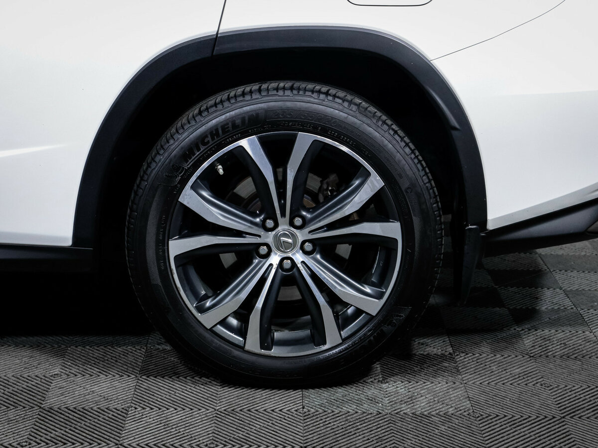 Lexus RX с пробегом — 2016 год. Фото: #14