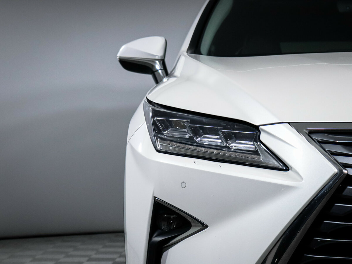 Lexus RX с пробегом — 2016 год. Фото: #17