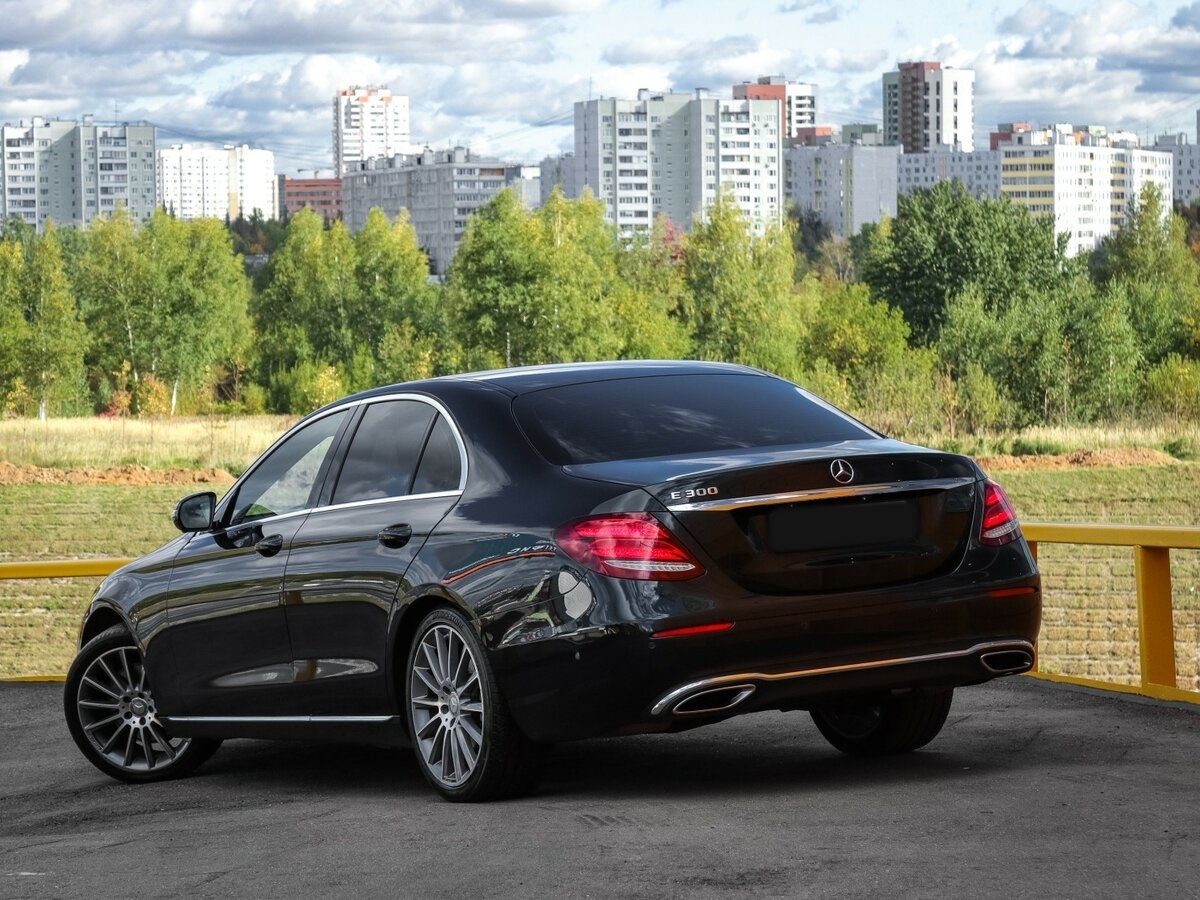 Mercedes-Benz E-Класс с пробегом — 2017 год. Фото: #13