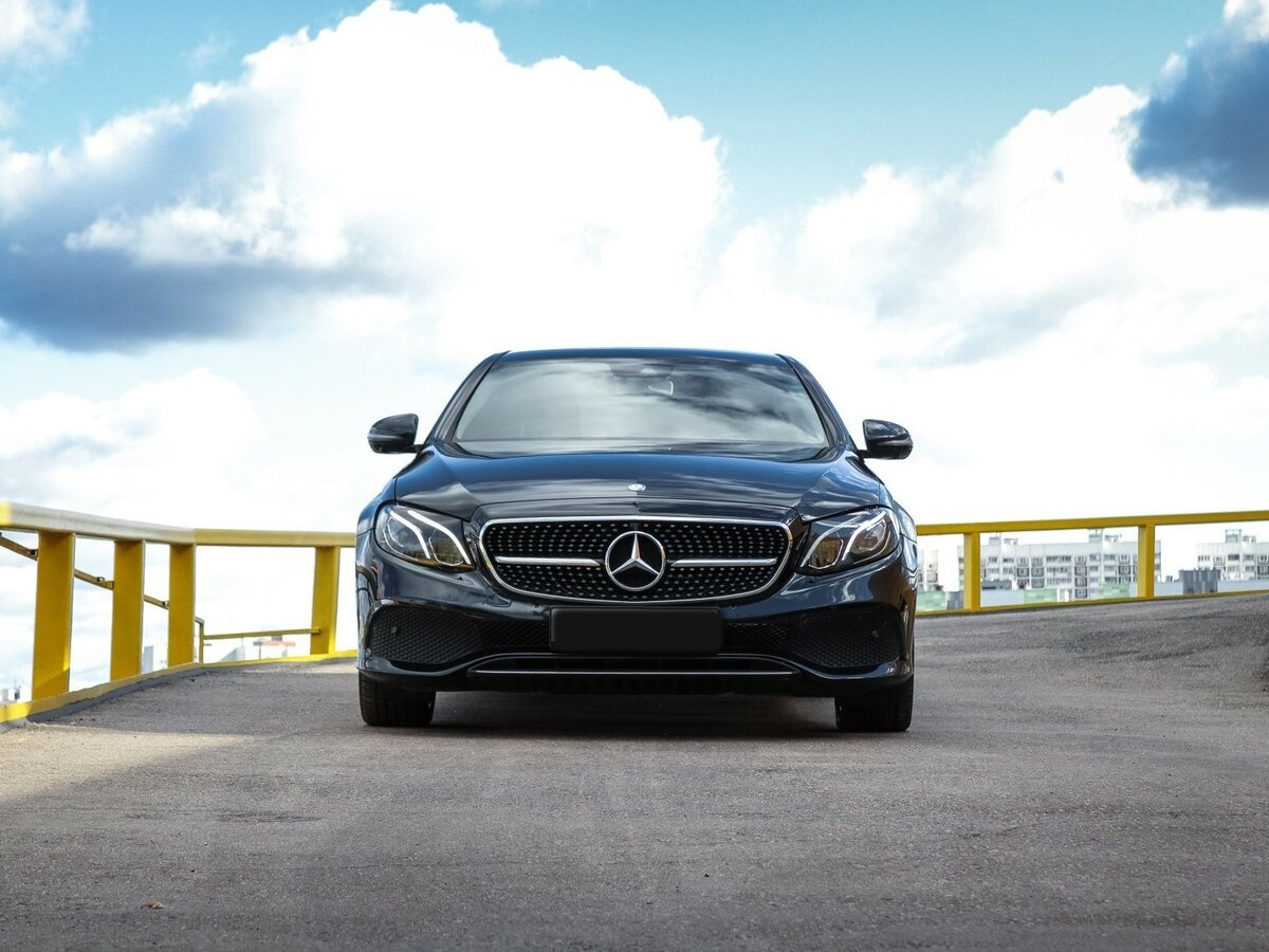 Mercedes-Benz E-Класс с пробегом — 2017 год. Фото: #14