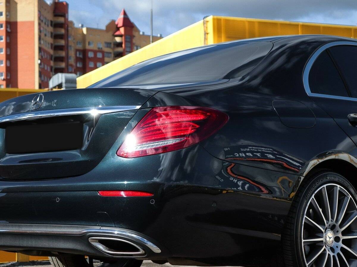 Mercedes-Benz E-Класс с пробегом — 2017 год. Фото: #16