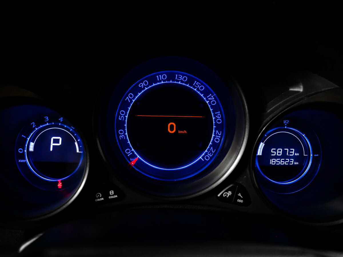 Citroen C4 с пробегом — 2011 год. Фото: #7