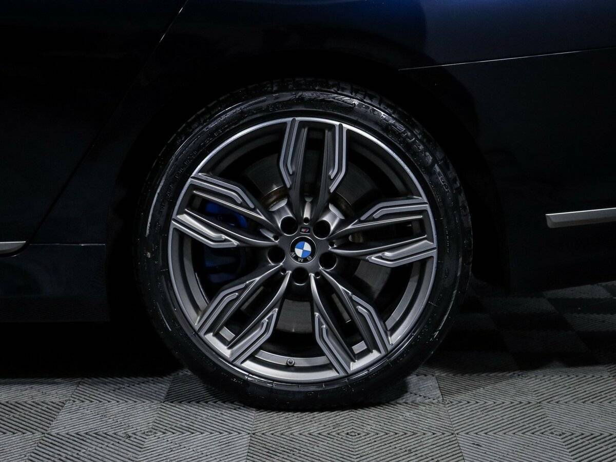 BMW 7 серии с пробегом — 2021 год. Фото: #12