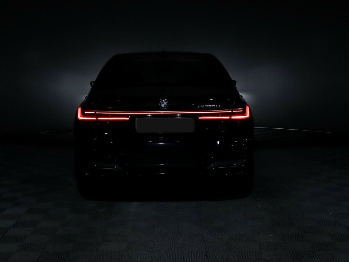 BMW 7 серии с пробегом — 2021 год. Фото: #18