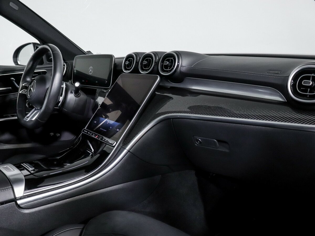 Mercedes-Benz C-Класс AMG с пробегом — 2023 год. Фото: #6