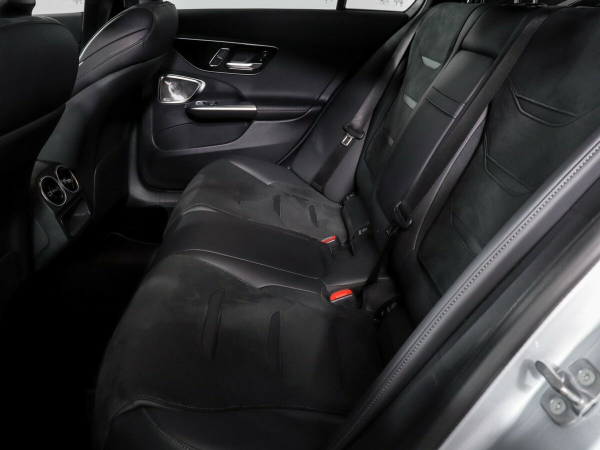 Mercedes-Benz C-Класс AMG с пробегом — 2023 год. Фото: #7