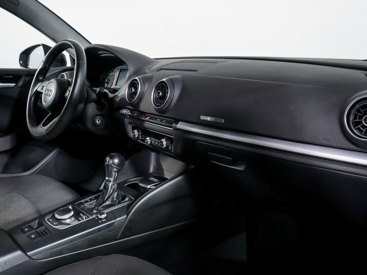 Audi A3 с пробегом — 2016 год. Фото: #6