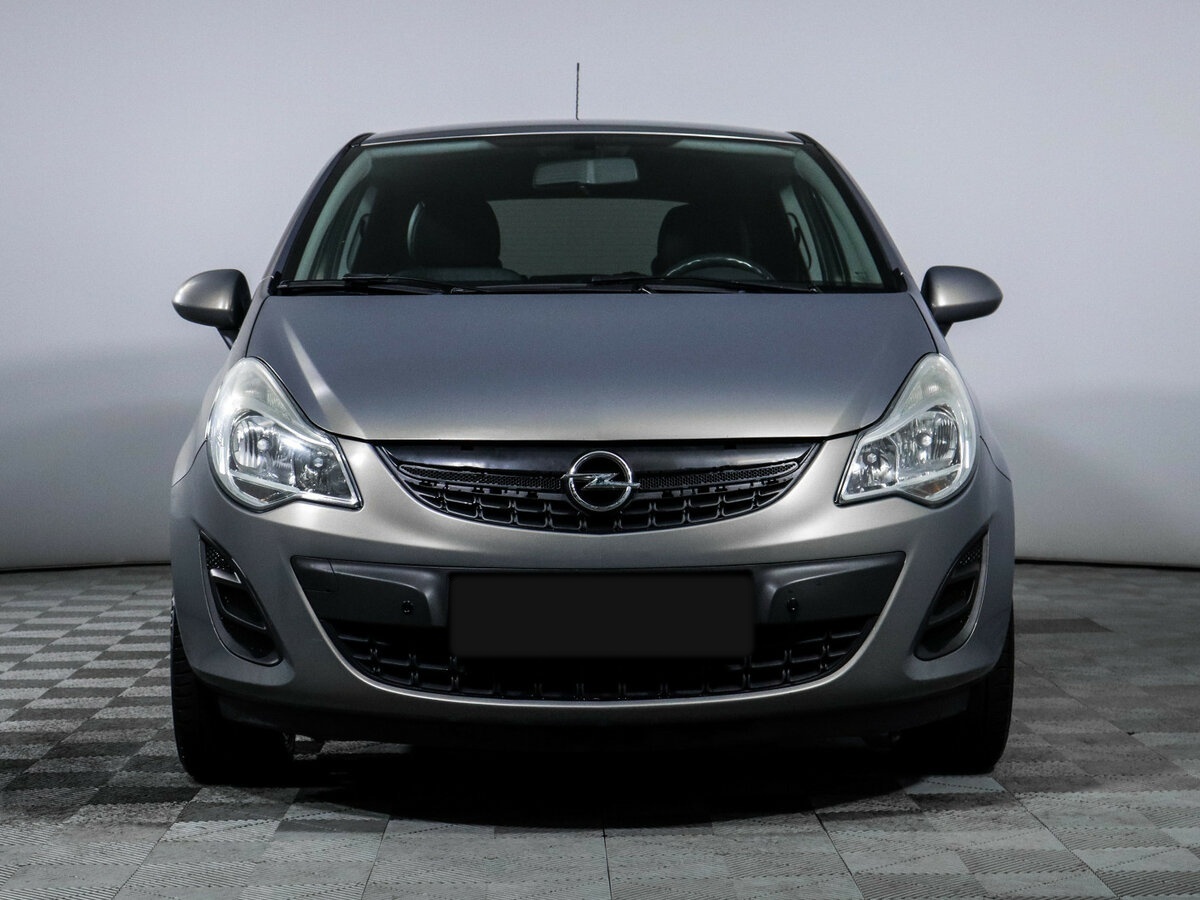 Opel Corsa с пробегом — 2011 год. Фото: #1