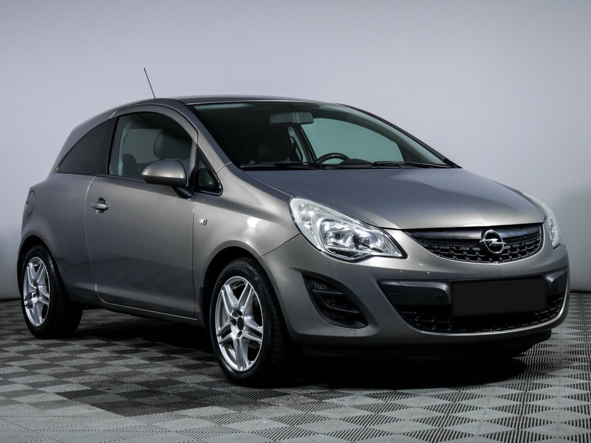 Opel Corsa с пробегом — 2011 год. Фото: #2