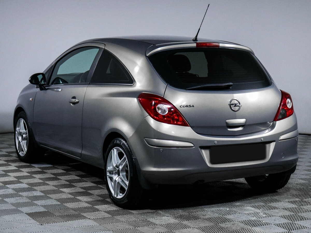 Opel Corsa с пробегом — 2011 год. Фото: #5