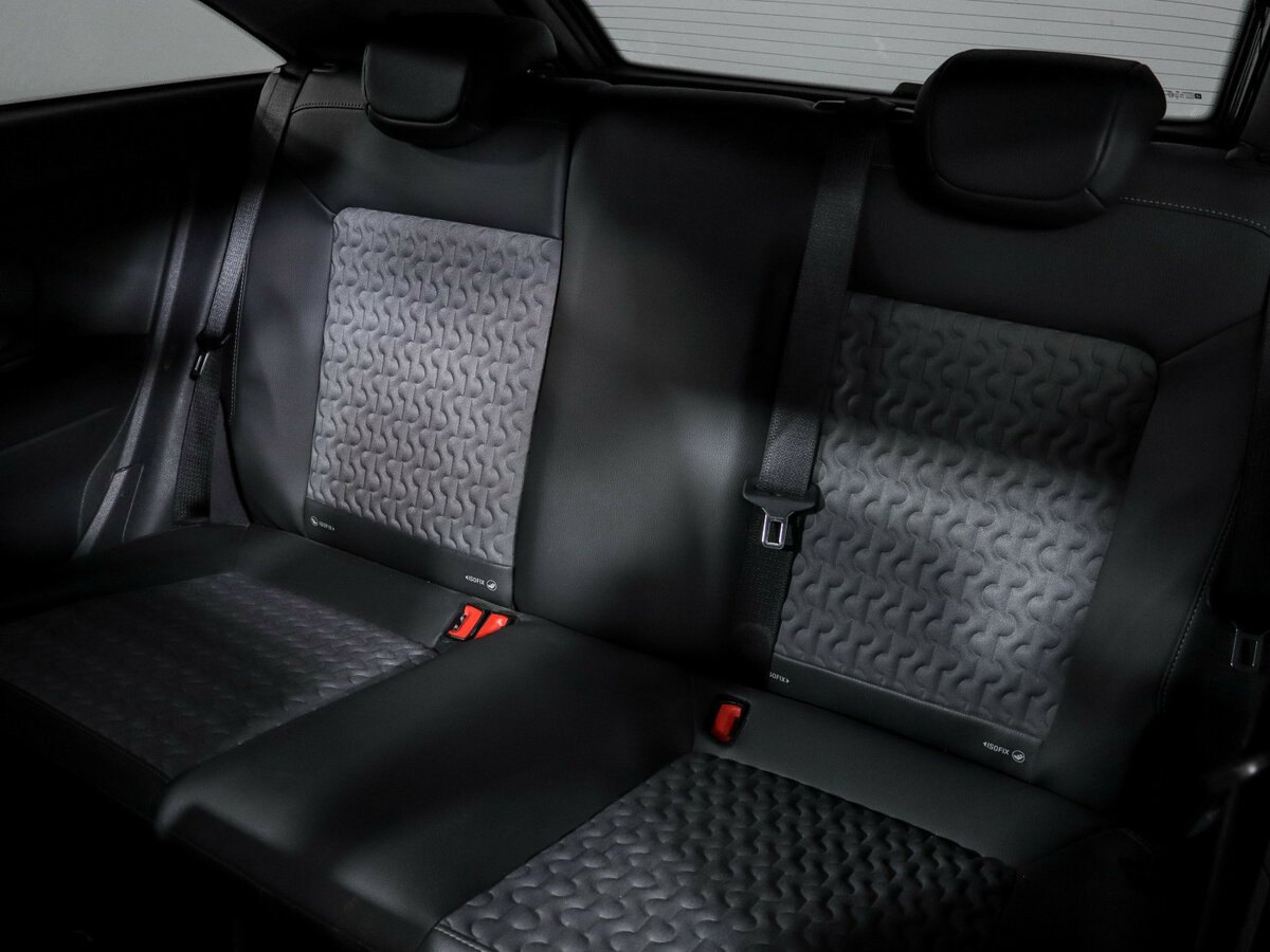 Opel Corsa с пробегом — 2011 год. Фото: #7