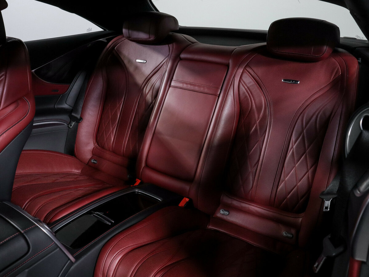 Mercedes-Benz S-Класс AMG с пробегом — 2015 год. Фото: #9