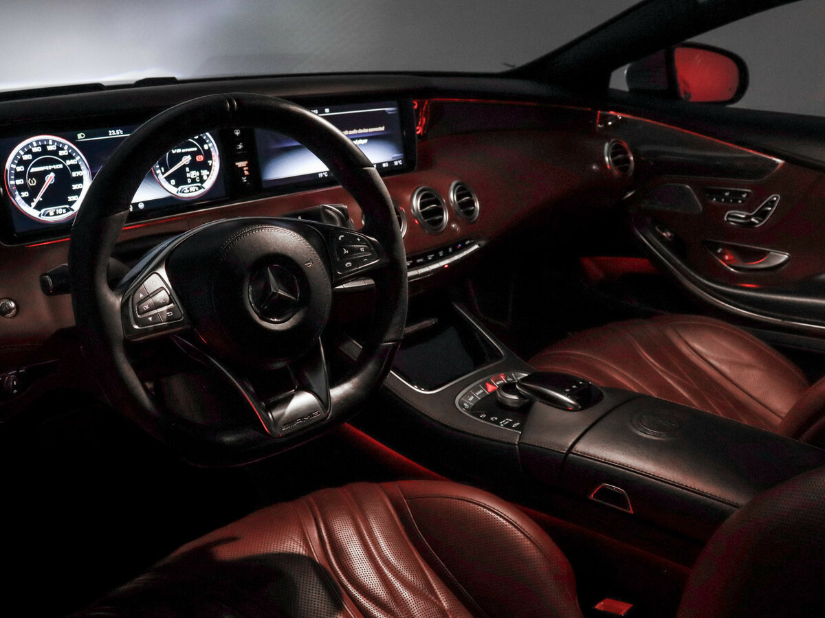 Mercedes-Benz S-Класс AMG с пробегом — 2015 год. Фото: #20