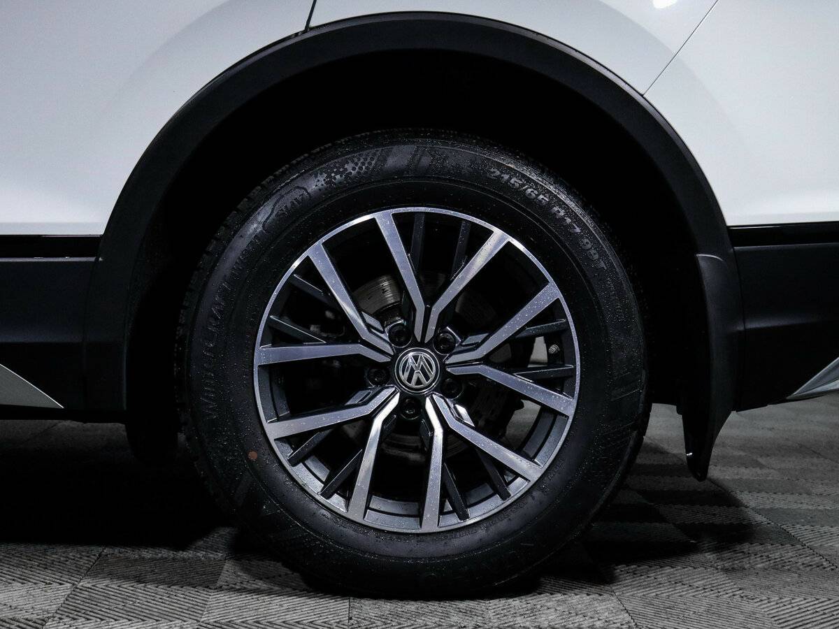 Volkswagen Tiguan с пробегом — 2020 год. Фото: #11