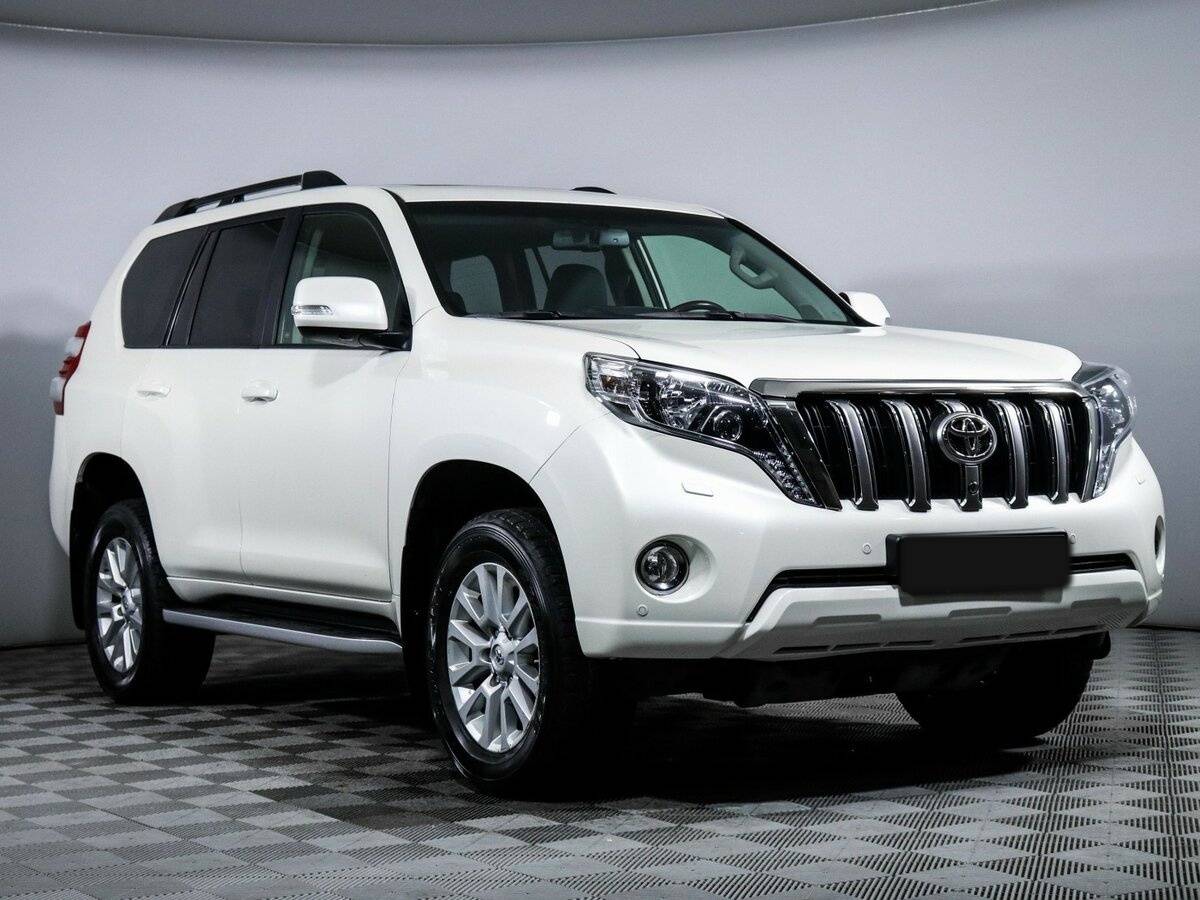 Toyota Land Cruiser Prado с пробегом — 2015 год. Фото: #2