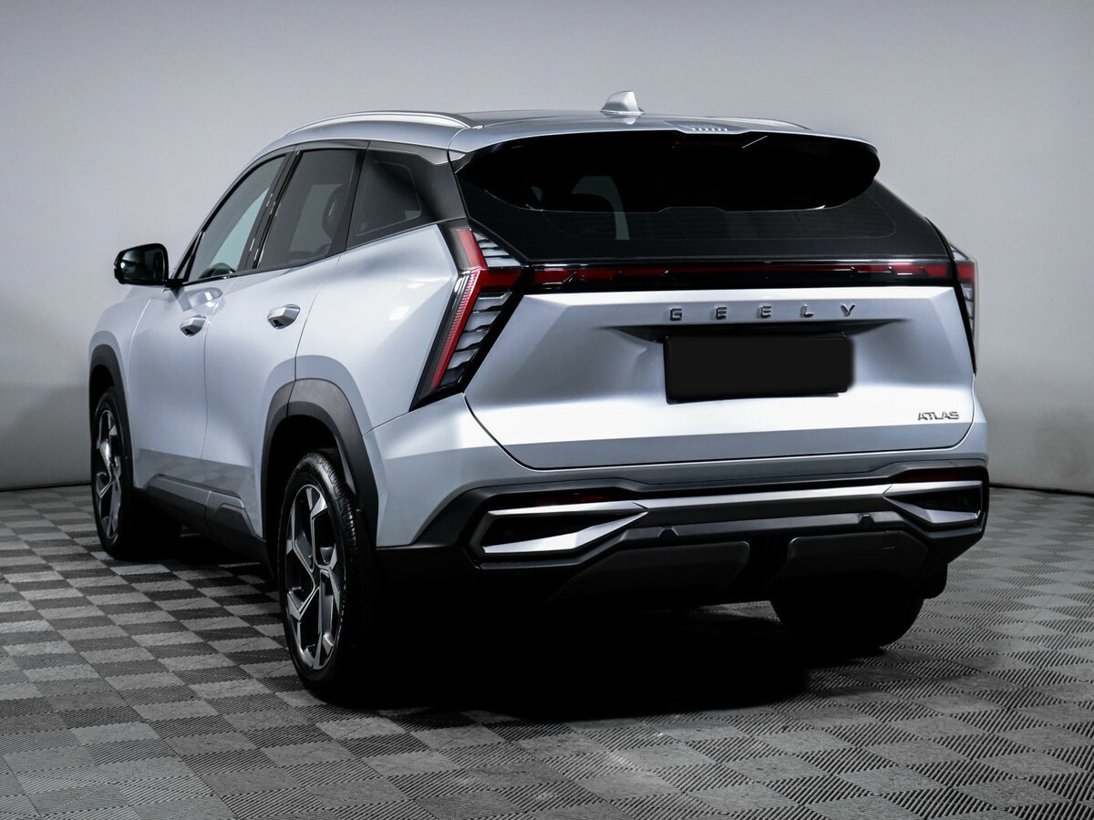 Geely Atlas с пробегом — 2023 год. Фото: #6