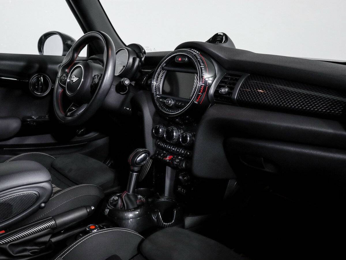 Mini Hatch с пробегом — 2017 год. Фото: #6