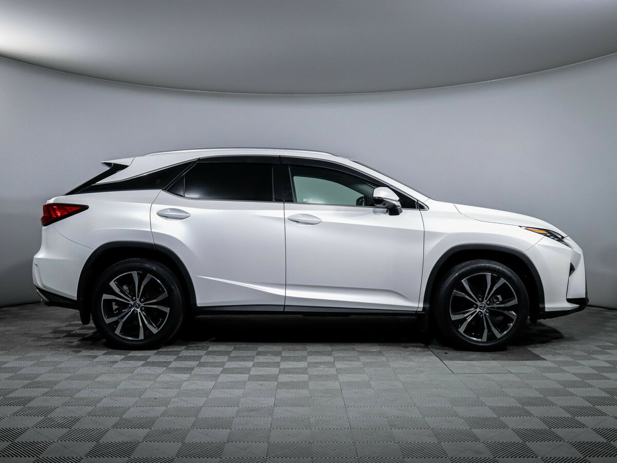 Lexus RX с пробегом — 2017 год. Фото: #3