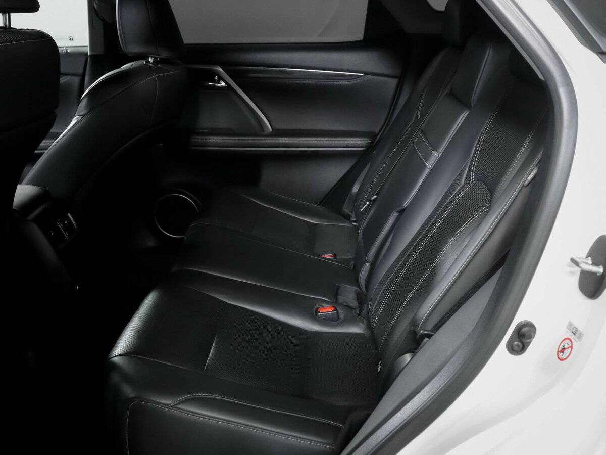 Lexus RX с пробегом — 2017 год. Фото: #9