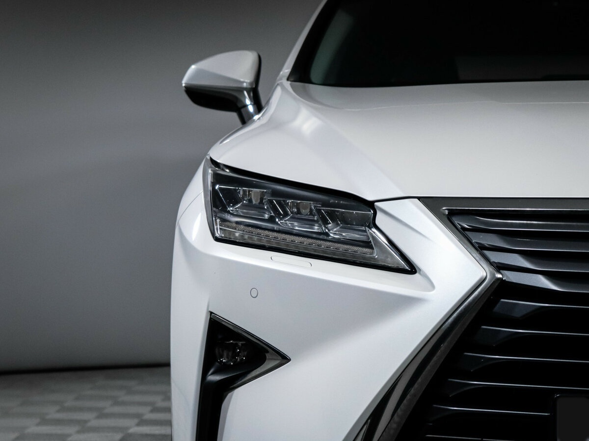Lexus RX с пробегом — 2017 год. Фото: #16